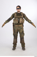  Photos Frankie Perry Army KSK Recon Germany standing whole body 0001.jpg